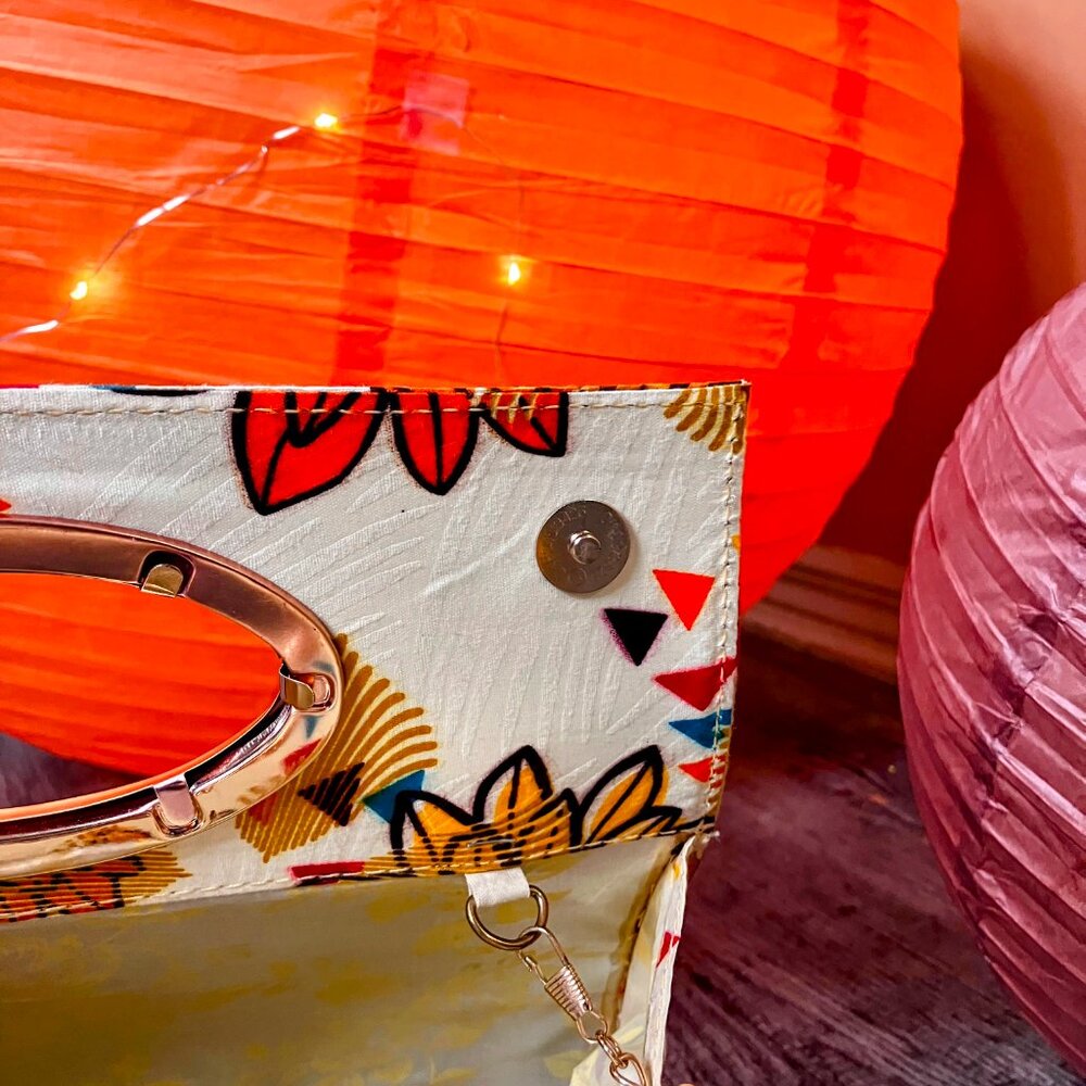 Abstract Pattern Multifunctional Clutch And Shoul… - image 6